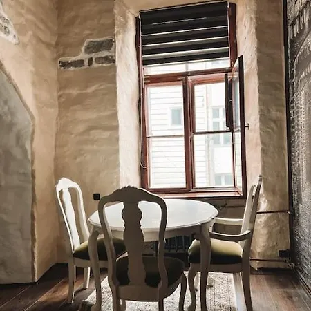 Daire Idyllic Flat In A Prime Location *